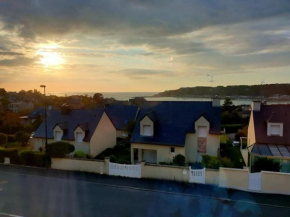 Erquy, vue mer, centre, plages & commerces a pieds